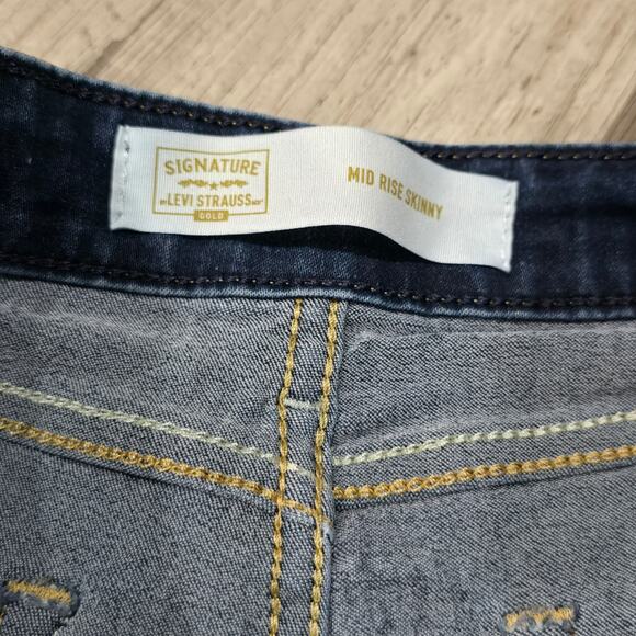 Signature Levi Strauss Gold Dark Washed Denim Blue Mid Rise Skinny Jeans 6M 28W - Picture 4 of 9